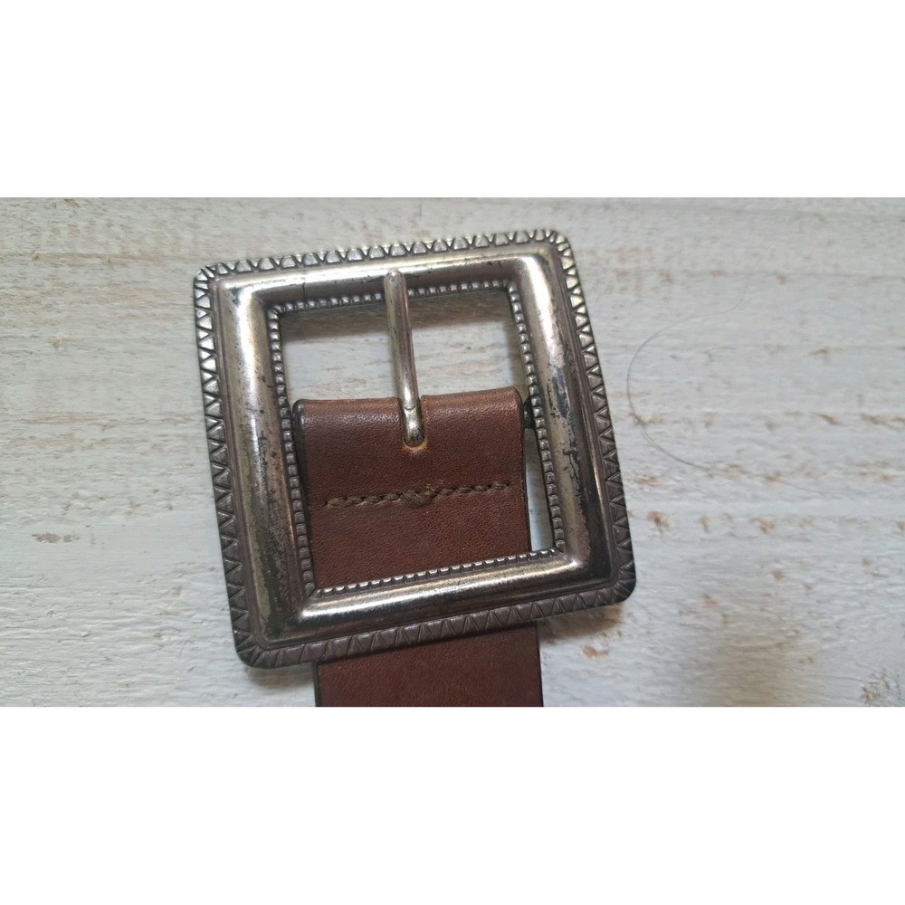 Honest Brown Leather Rugged Western Concho Belt Silver-Tone Buckle 1991 Vintage - Picture 3 of 8